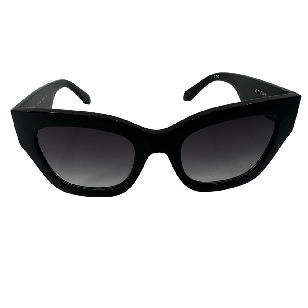 Quay By The Way Square Shaped Oversized Sunglasses Black Frame Smoke Lens - Picture 9 of 14